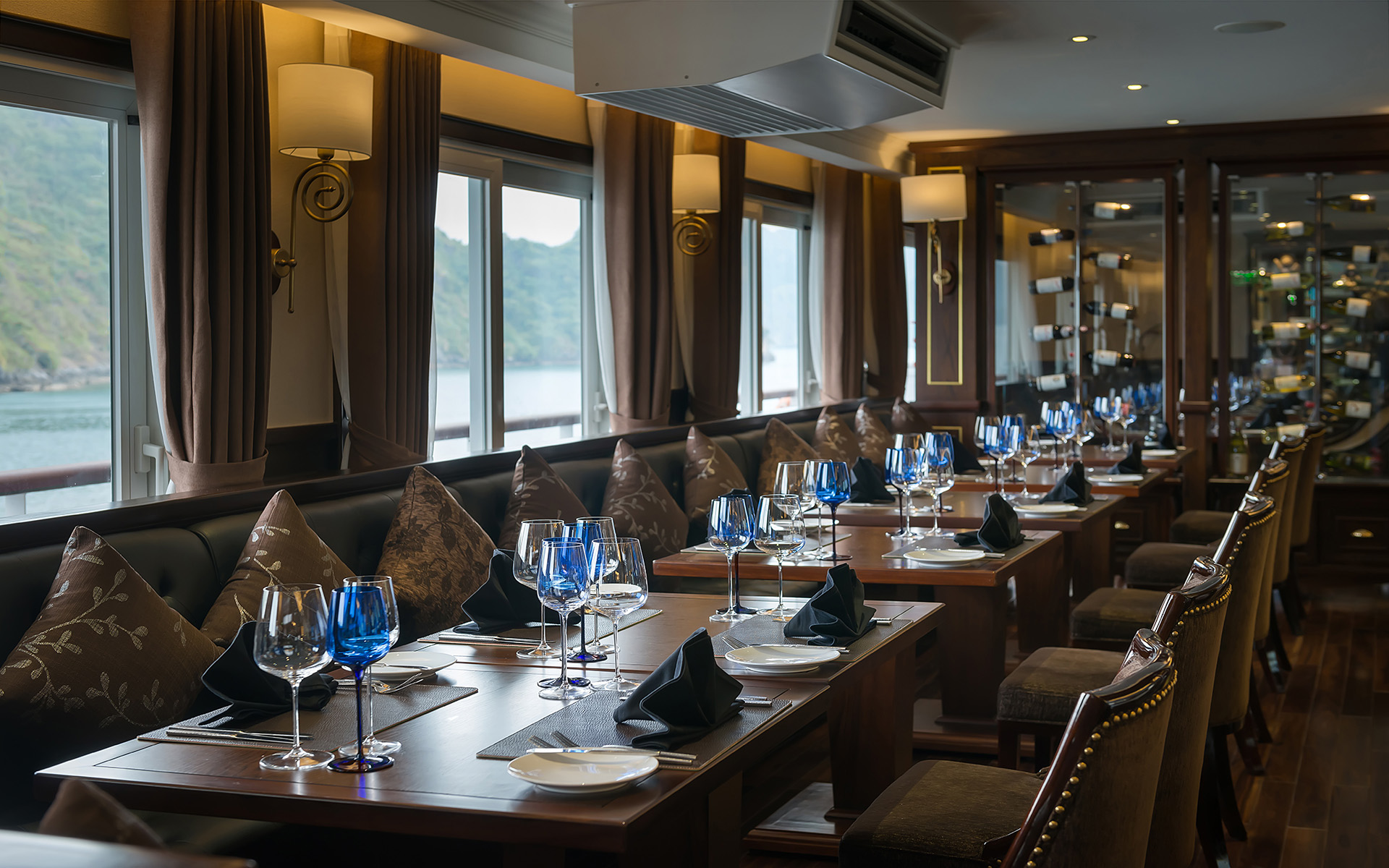 Paradise Elegance Cruise